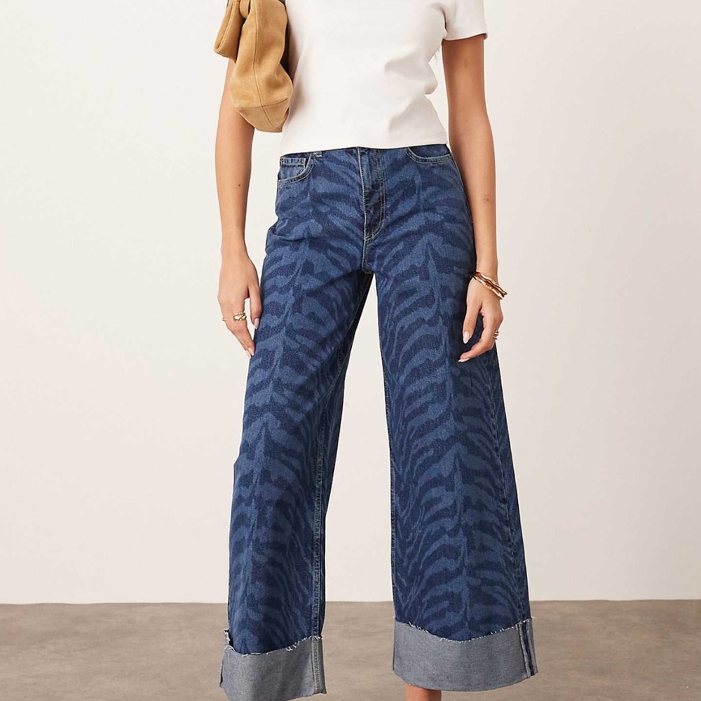 Chic Blue Patterned Wide Leg Jeans